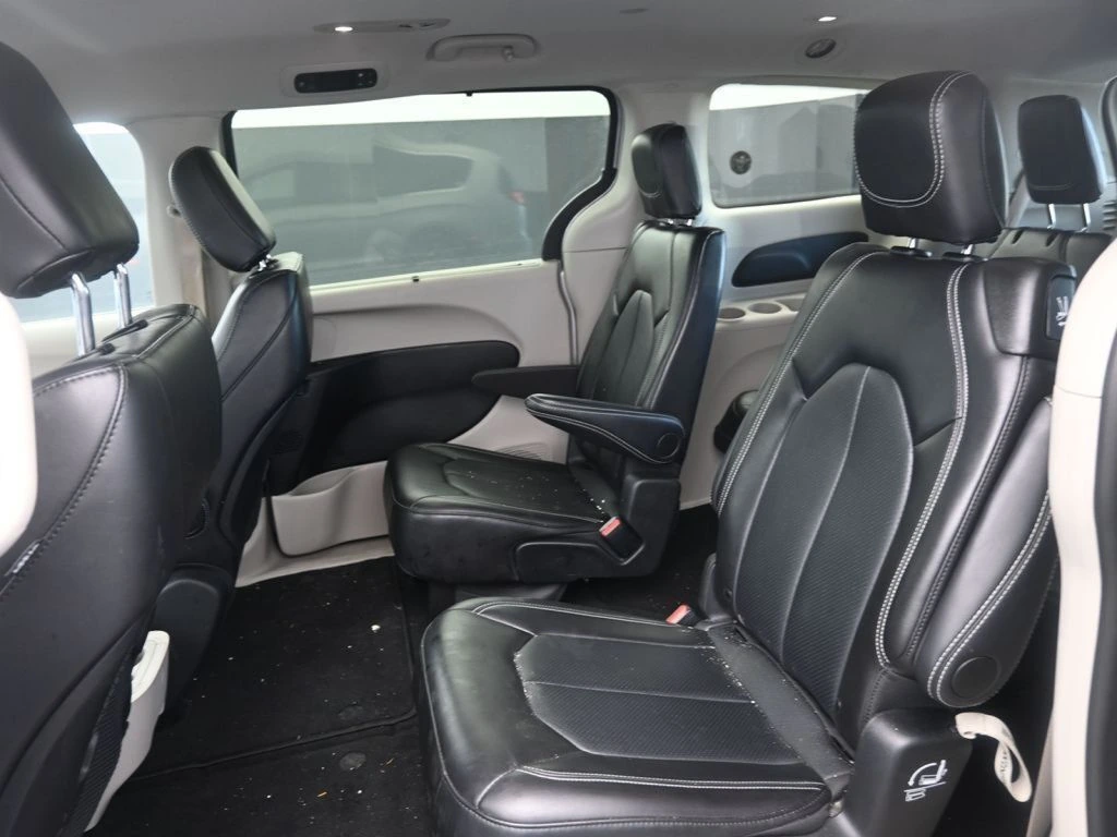 2024 Chrysler Pacifica Touring L - Photo 15