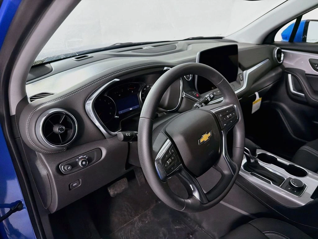 2026 Chevrolet Blazer LT - Photo 9