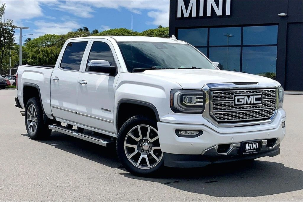 2016 GMC Sierra 4WD Crew Cab Standard Box's photo