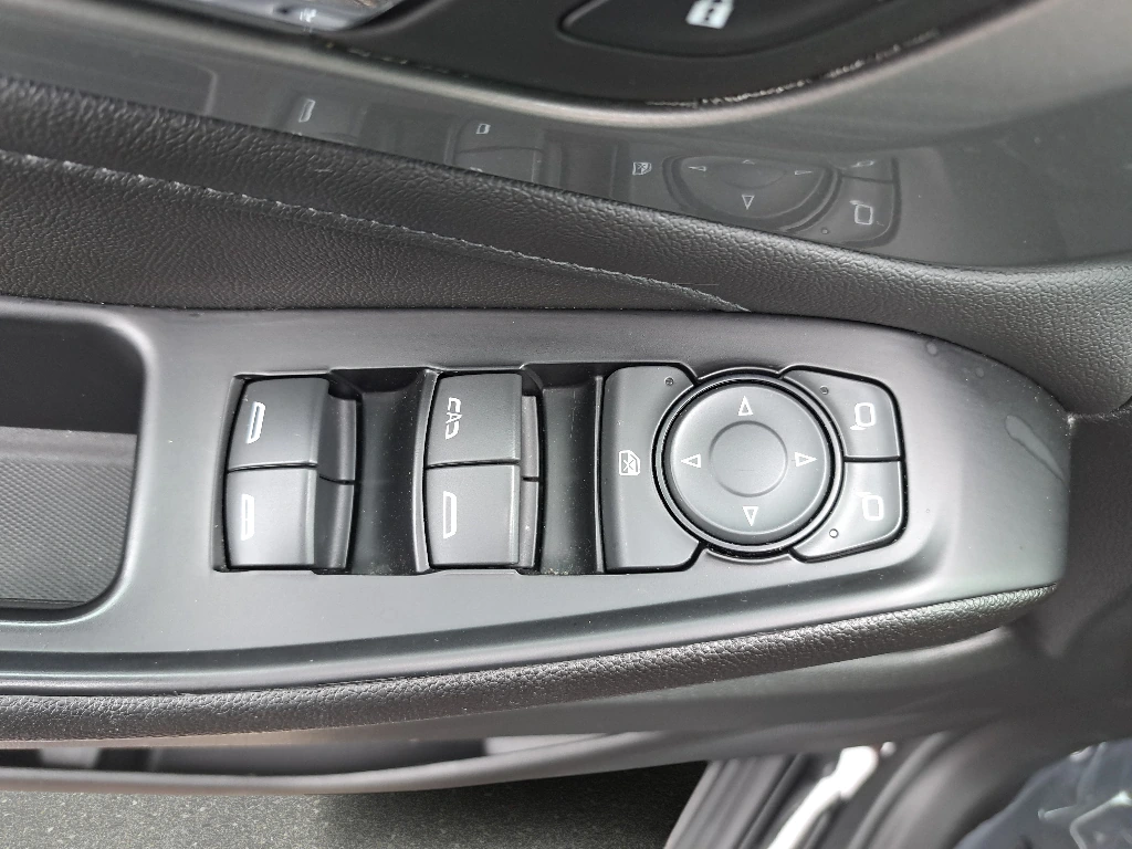 2023 Chevrolet Traverse 1LT - Photo 29