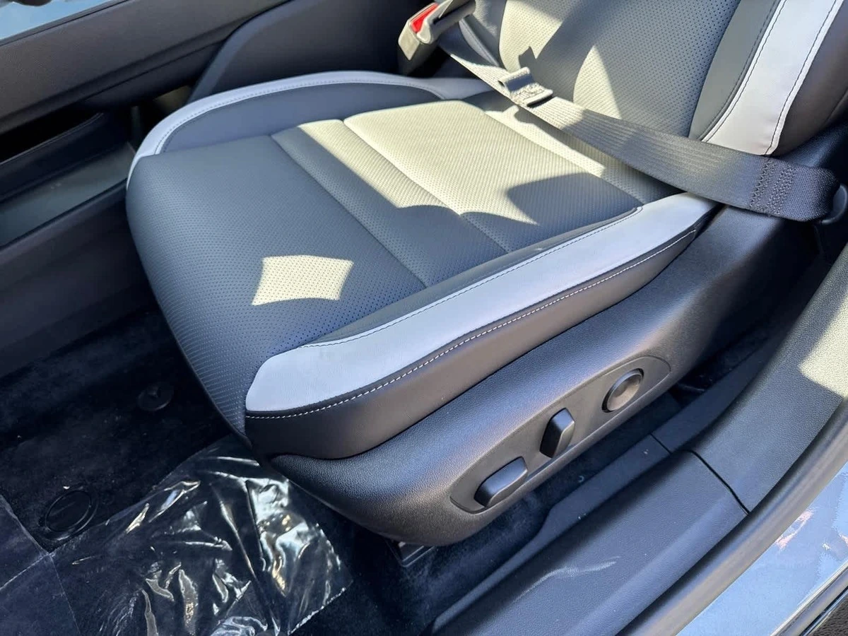 2025 Honda Prologue Elite - Photo 17