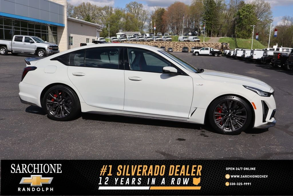 2023 Cadillac CT5 V-Series Blackwing's photo