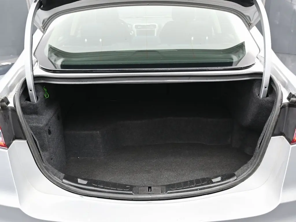 2019 Ford Fusion SE Hybrid photo 9