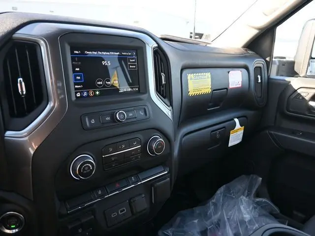 2025 Chevrolet Silverado 3500HD Work Truck photo 16