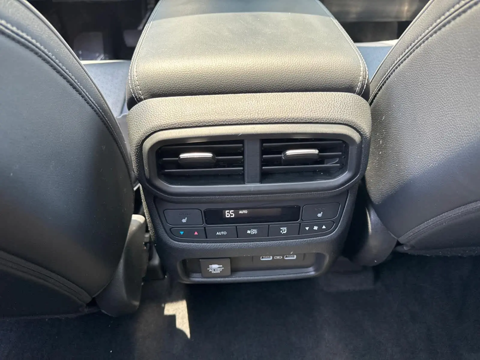 2023 Honda Pilot Elite photo 34