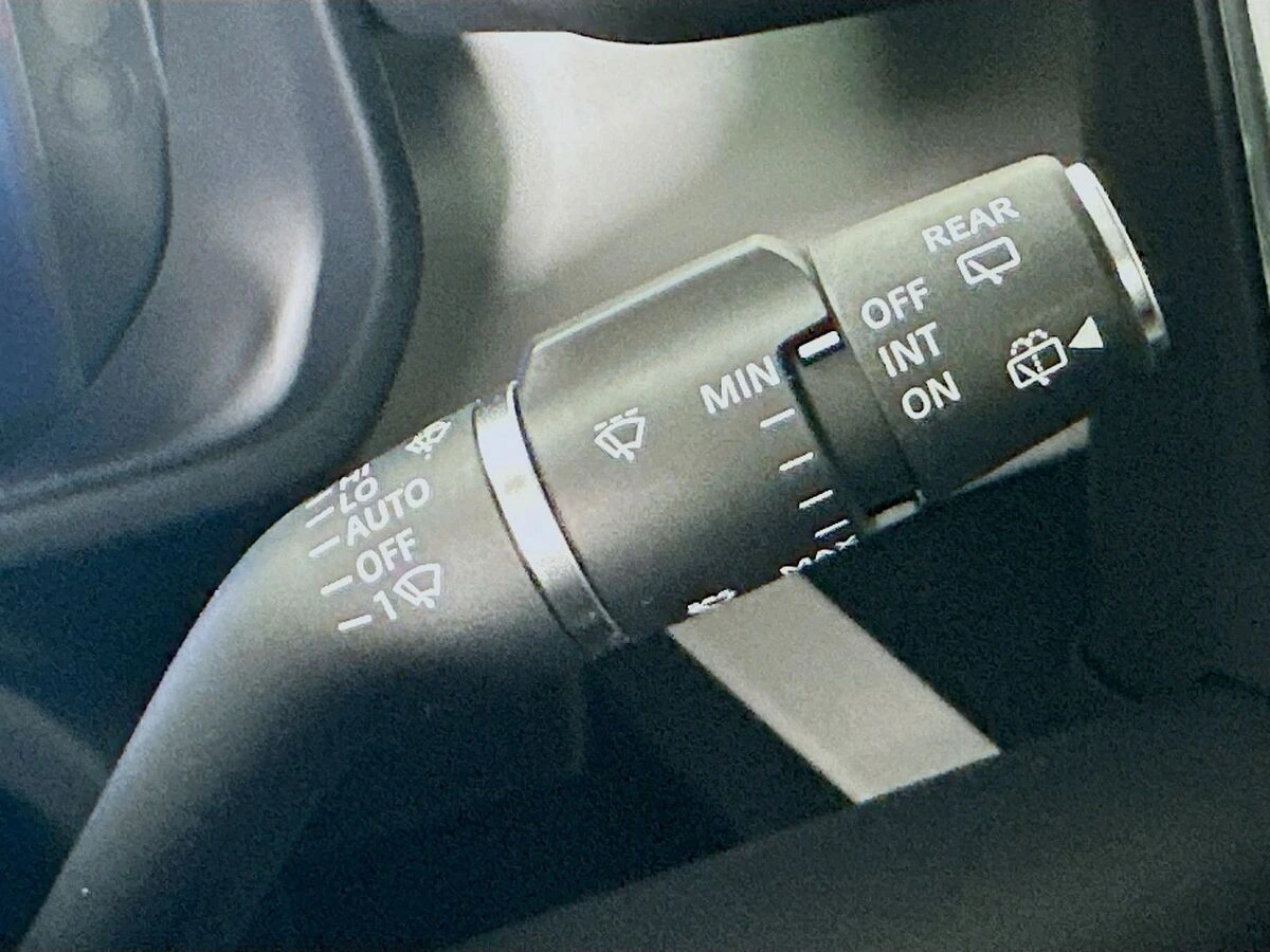 2026 Land Rover Defender S - Photo 22
