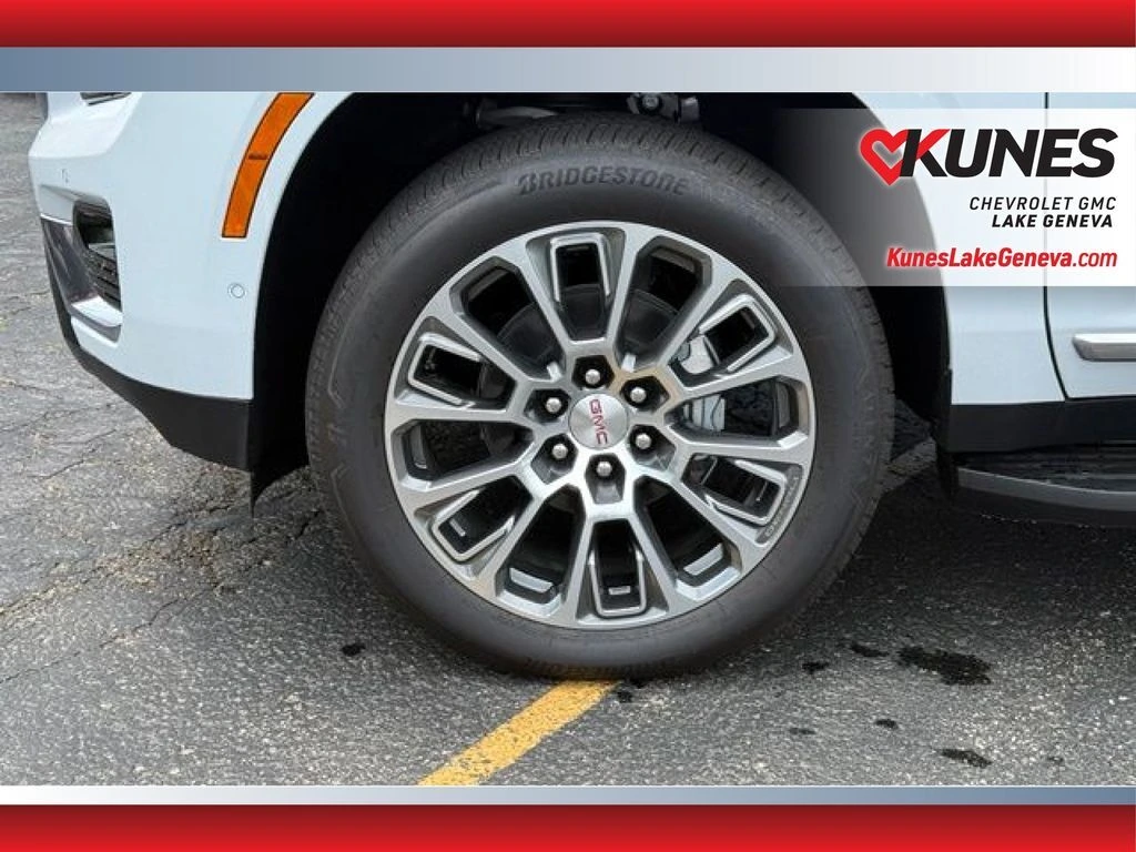2026 GMC Yukon XL Denali - Photo 11