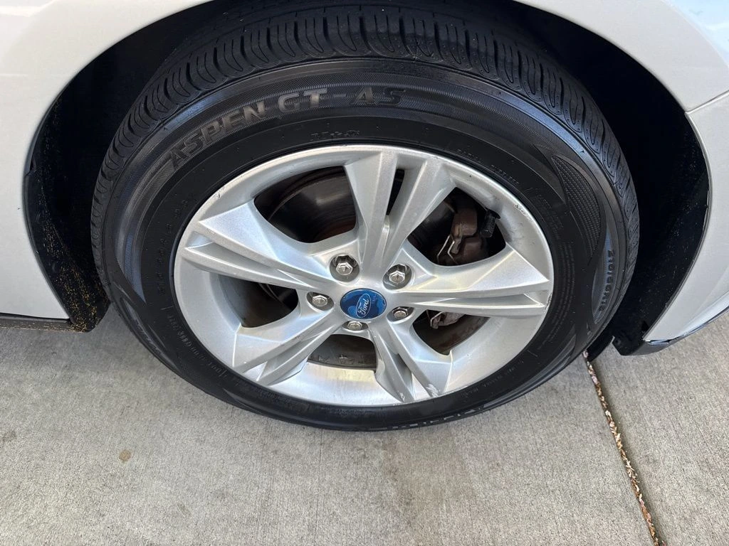 Used 2013 Ford Focus SE with VIN 1FADP3F29DL285752 for sale in Tumwater, WA