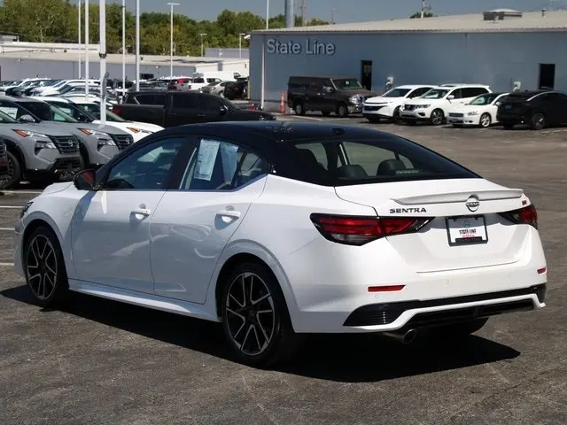 2024 Nissan Sentra SR Premium photo 3