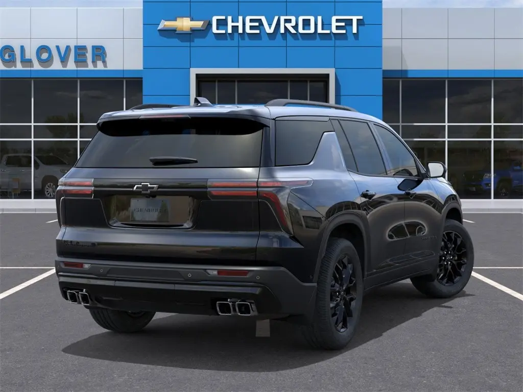 2026 Chevrolet Traverse 1LT photo 2