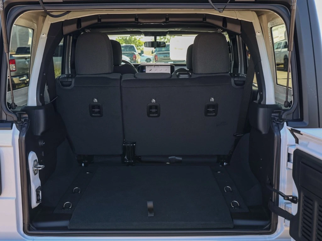 2026 Jeep Wrangler 4-Door Sport - Photo 16