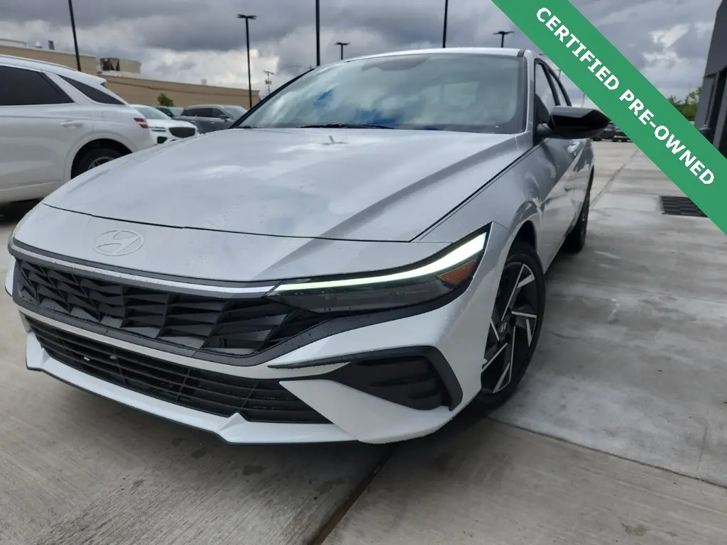 2025 Hyundai Elantra Blue's photo