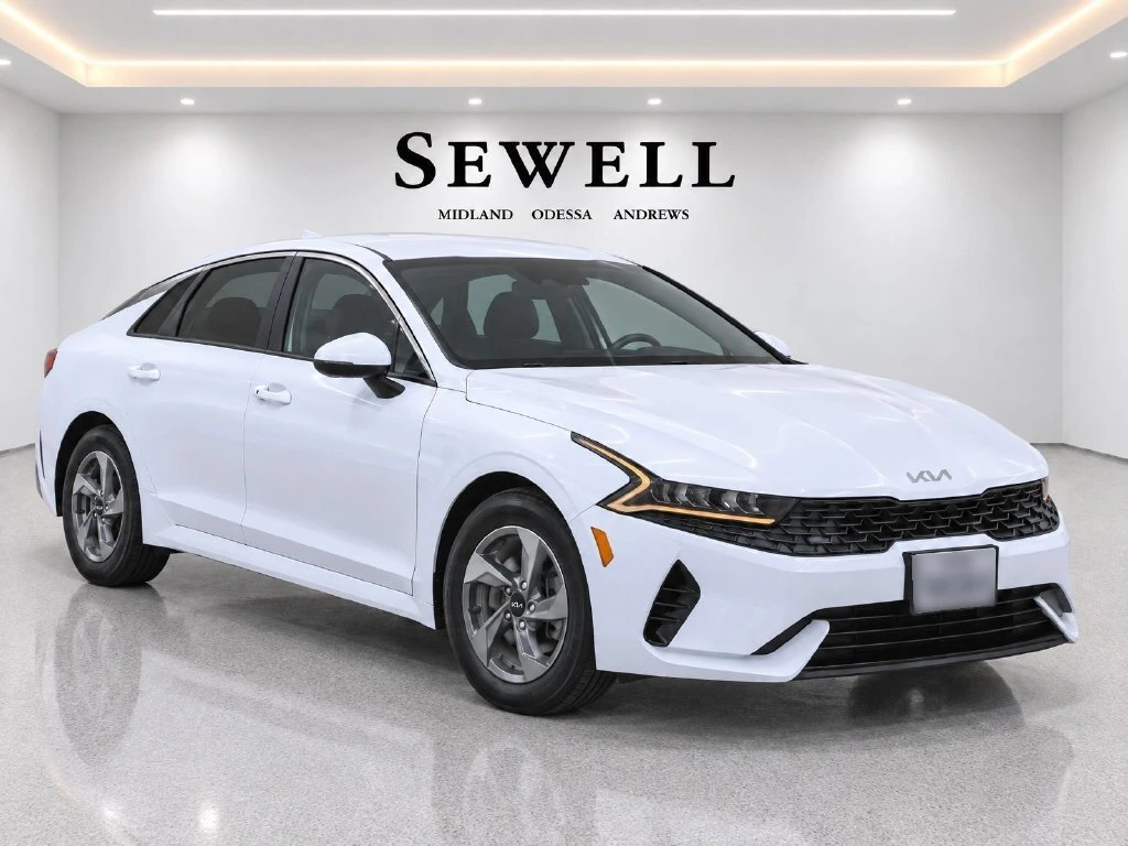 2023 Kia K5 LXS