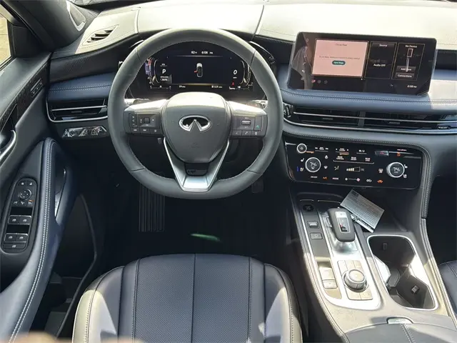 2026 Infiniti QX60 Luxe photo 11