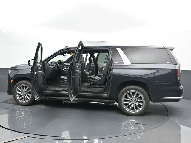2023 Cadillac Escalade ESV Premium Luxury photo 45