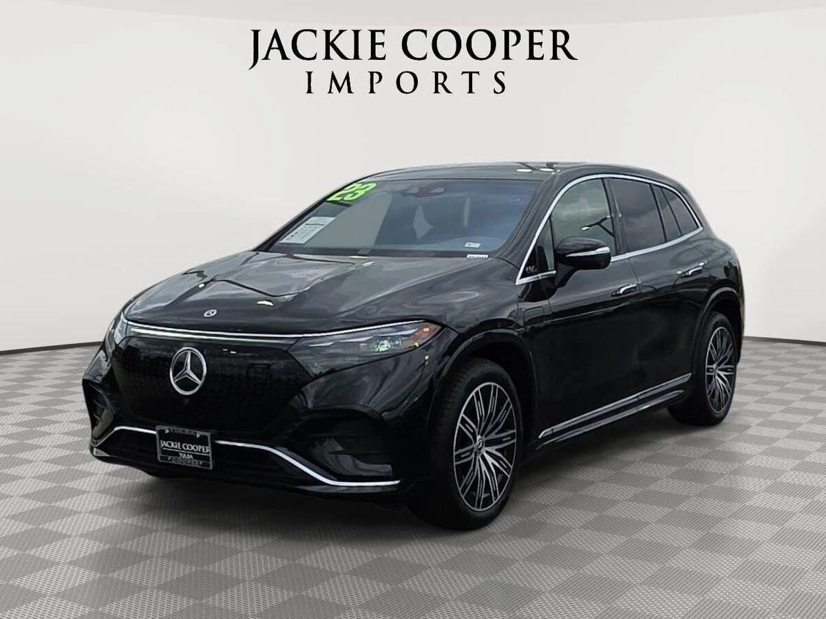 2023 Mercedes-Benz EQS SUV EQS 580 4MATIC's photo