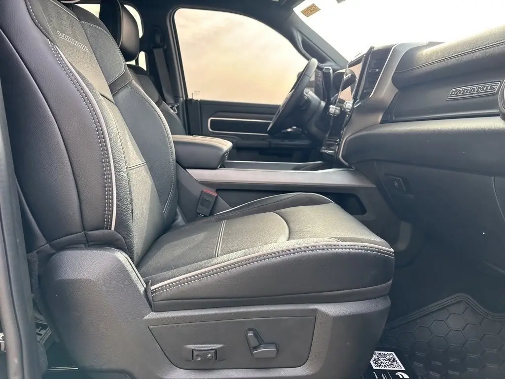 2025 Ram 2500 Laramie photo 11