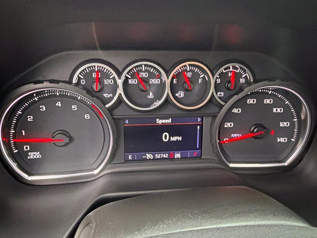2021 Chevrolet Tahoe Z71 - Photo 18
