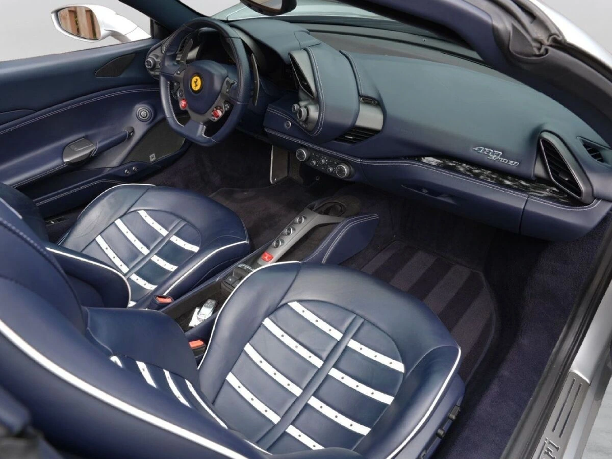 2017 Ferrari 488 GTB Base - Photo 34