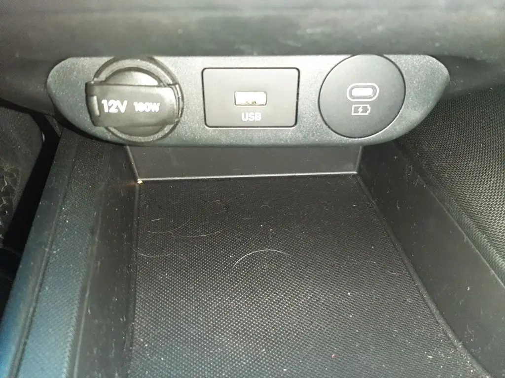 2025 Hyundai Elantra SE photo 20