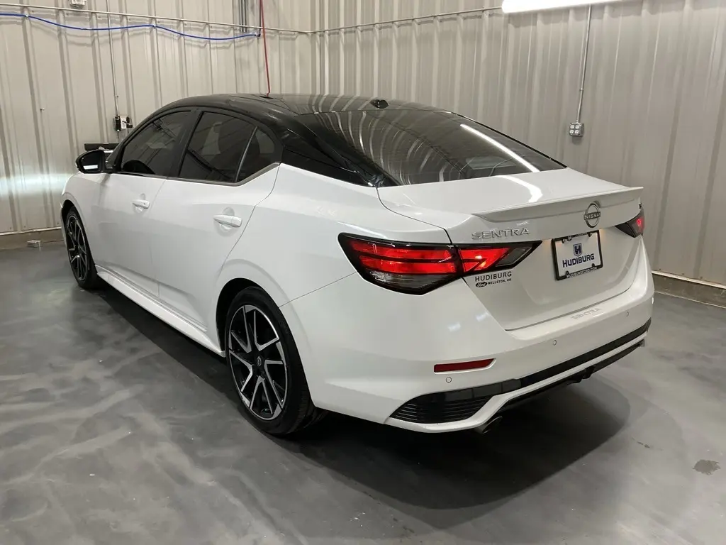 2024 Nissan Sentra SR photo 20