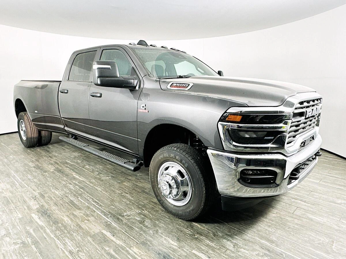 2026 RAM Ram 3500 Pickup Tradesman's photo