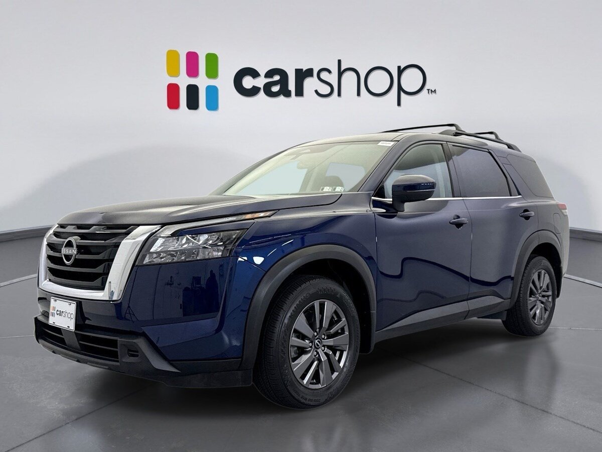 2023 Nissan Pathfinder SV