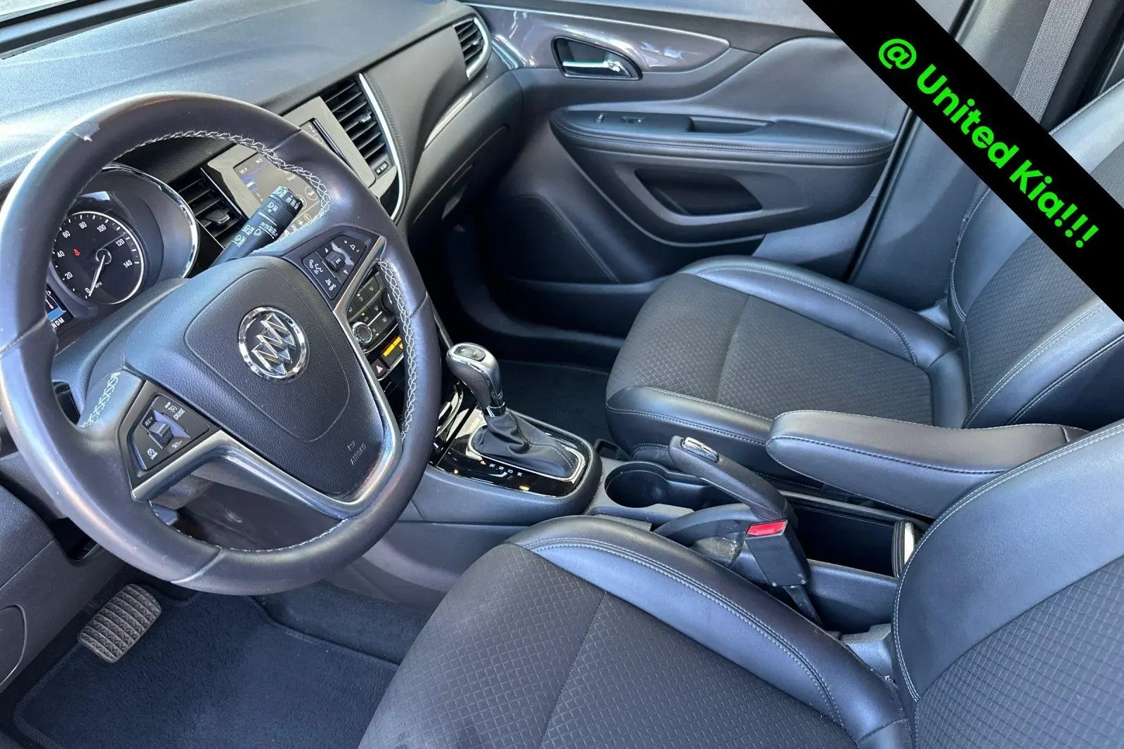 2022 Buick Encore Preferred photo 10