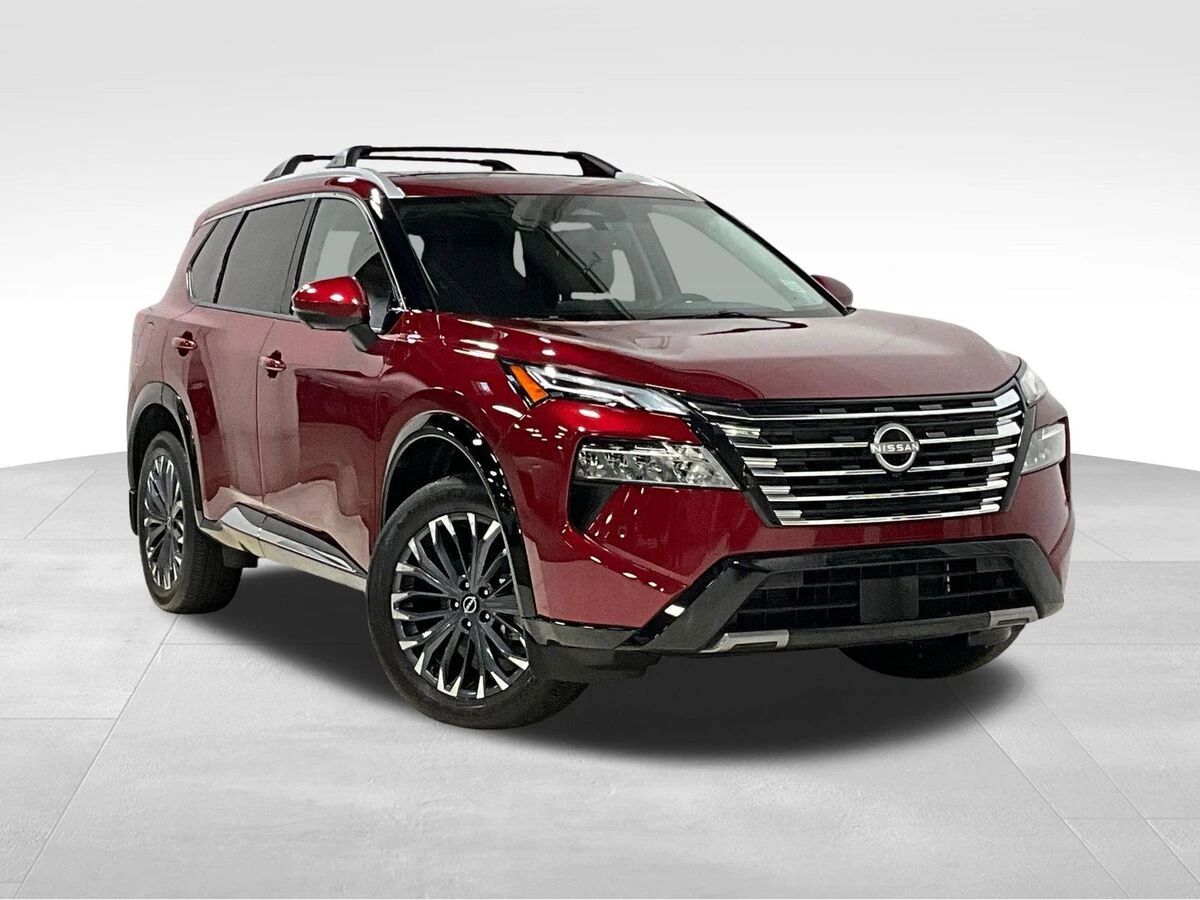 2025 Nissan Rogue Platinum AWD's photo