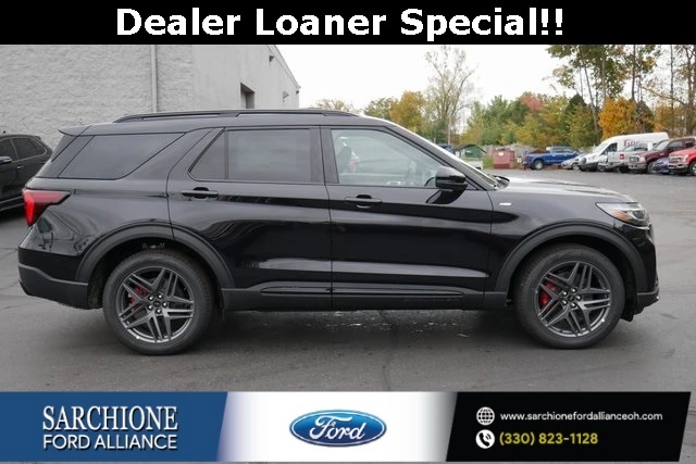 2026 Ford Explorer ST-LINE's photo