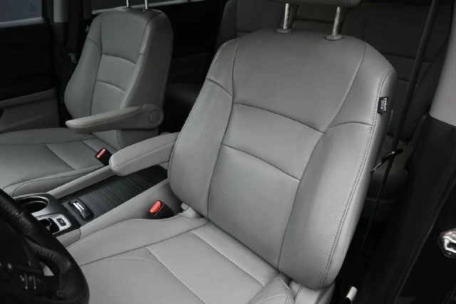 2016 Honda Pilot EX-L - Photo 18