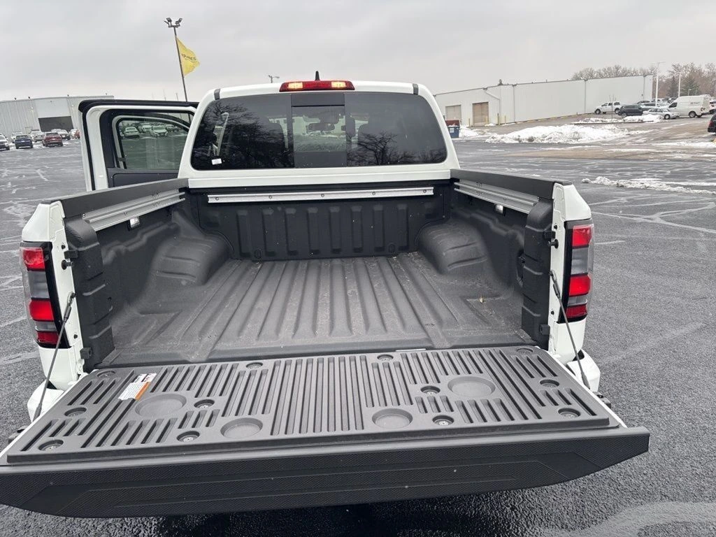 2026 Nissan Frontier SV - Photo 45