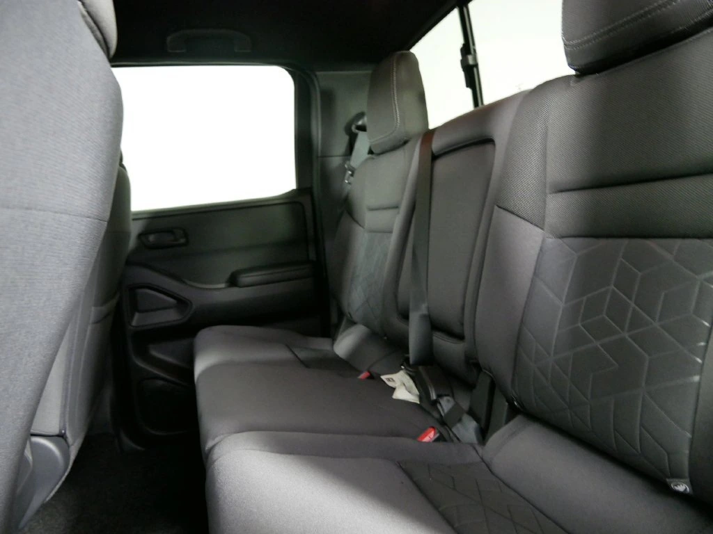 2026 Nissan Frontier SV - Photo 15