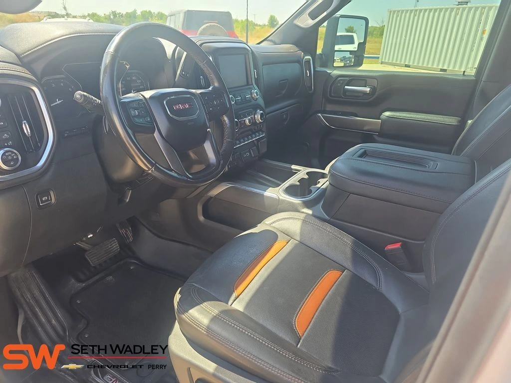 2022 GMC Sierra 2500HD AT4 - Photo 16