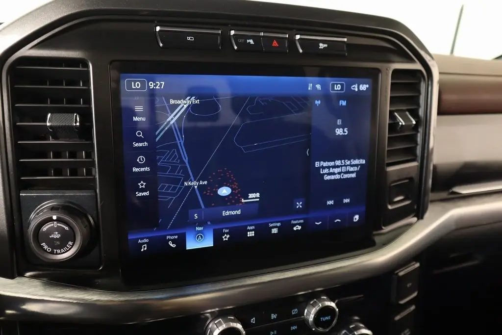 2023 Ford F-150 Lariat photo 7