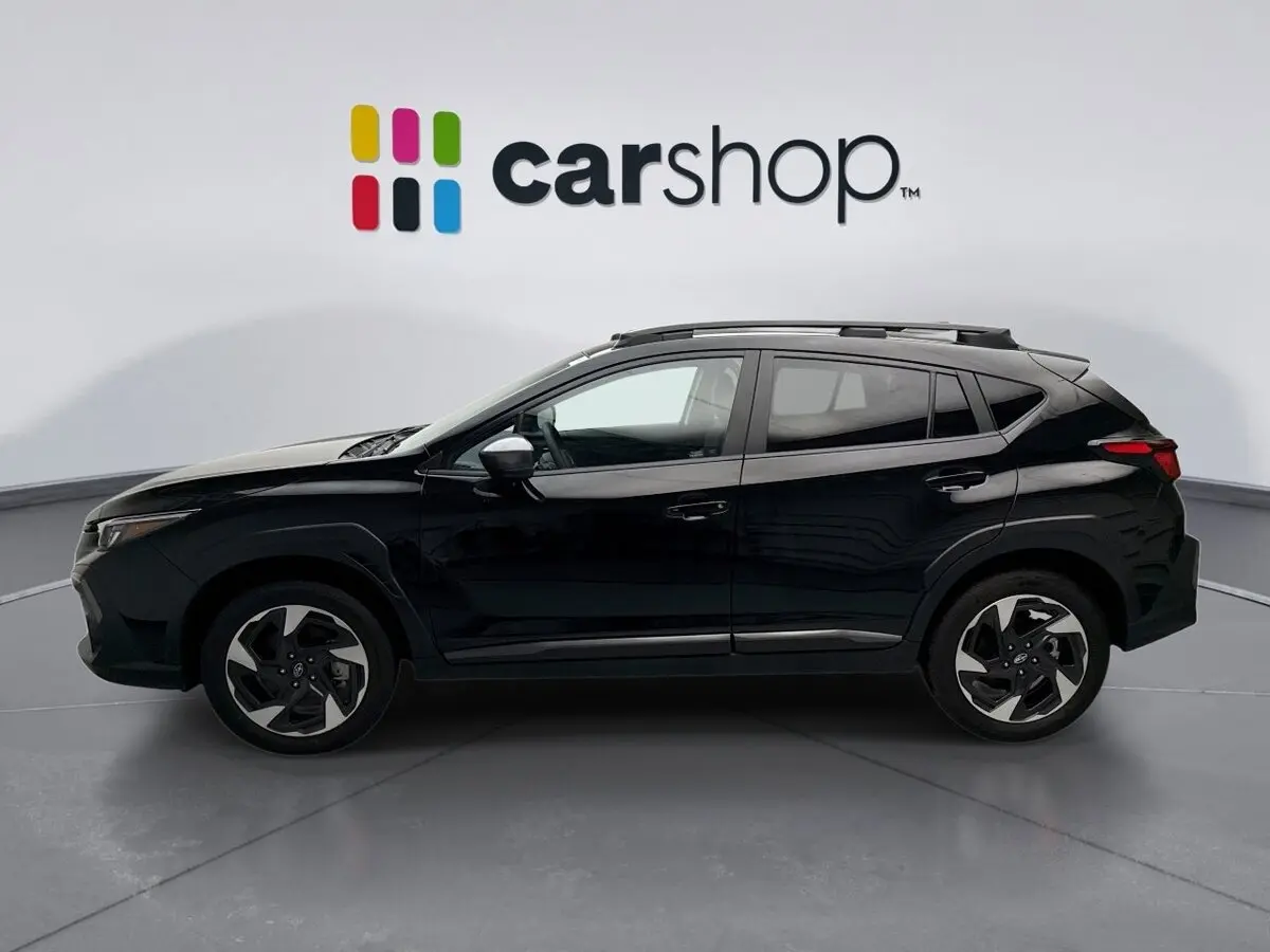 2025 Subaru Crosstrek Limited photo 2