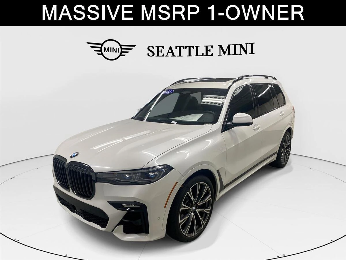 2022 BMW X7 M50i's photo