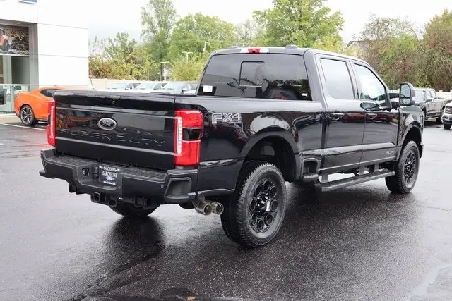 2026 Ford F-350 photo 3