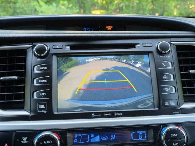 2017 Toyota Highlander Limited - Photo 31