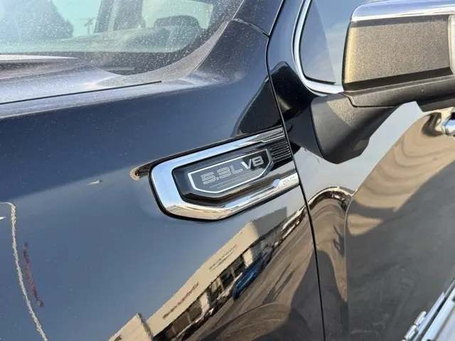 2022 Gmc Sierra 1500 SLT photo 11