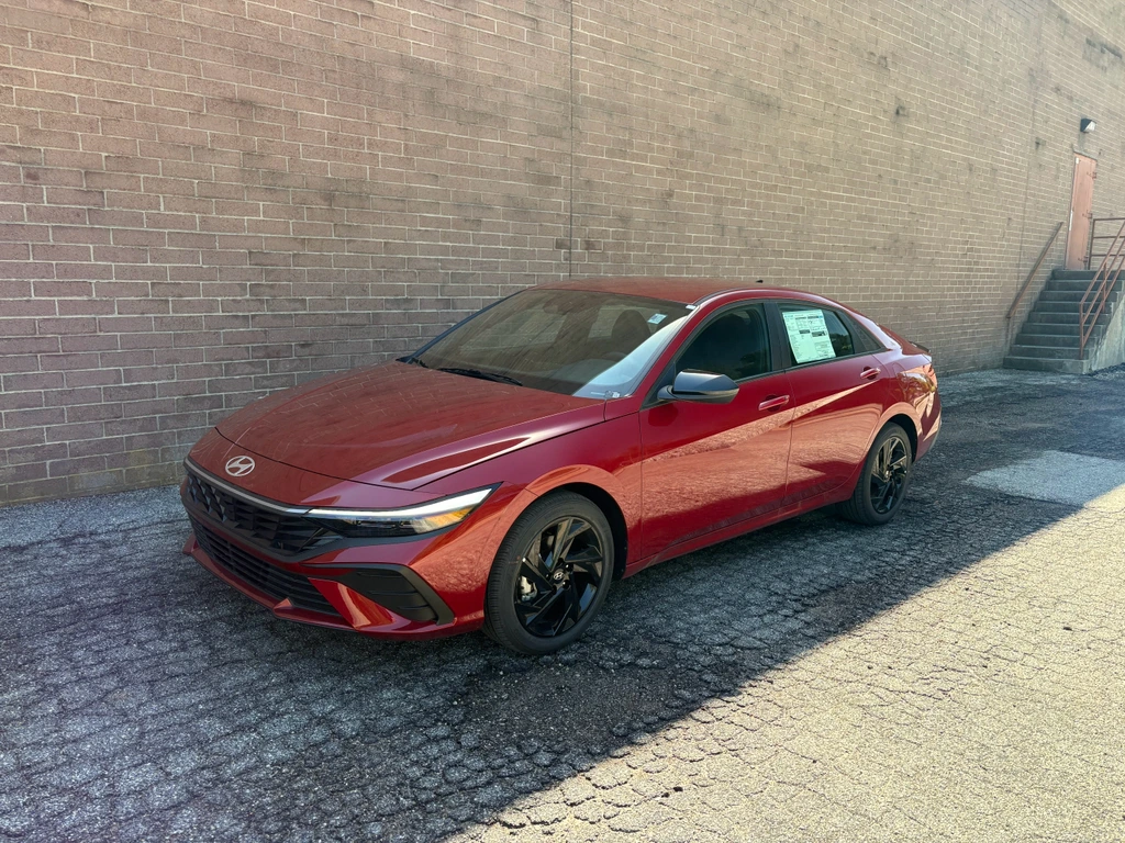 2026 Hyundai Elantra 2.0 SEL Sport IVT's photo