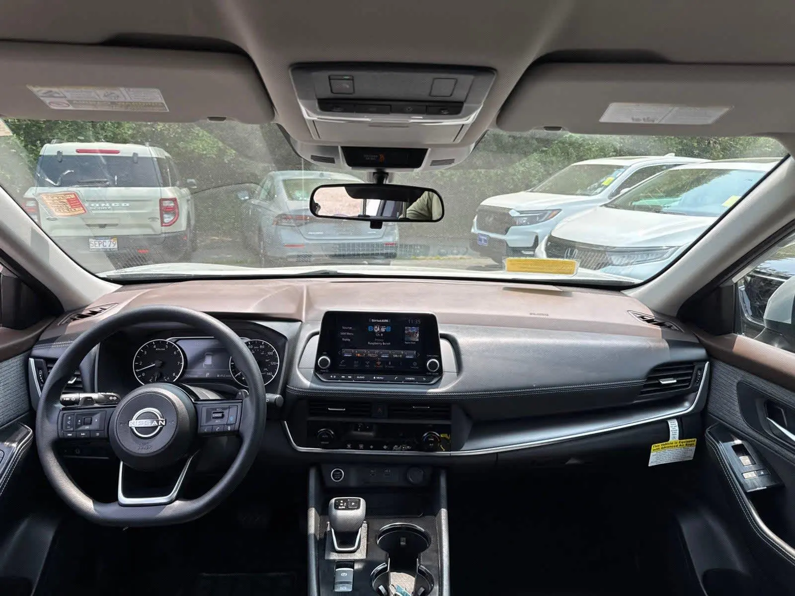 2023 Nissan Rogue SV photo 33