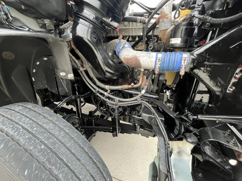 2018 Freightliner 114SD - image 12