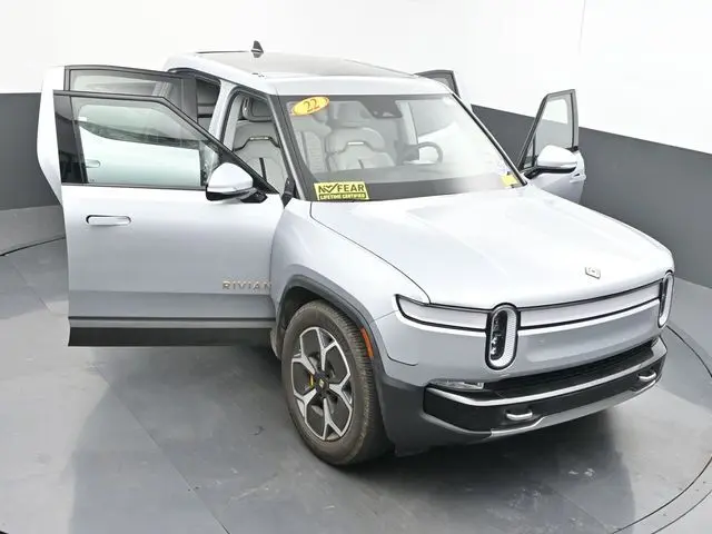 2022 Rivian R1T Adventure photo 46