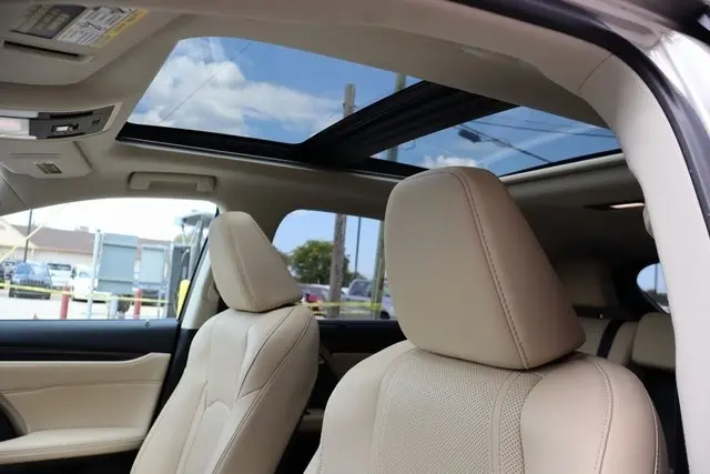 2021 Lexus RX 450h photo 28