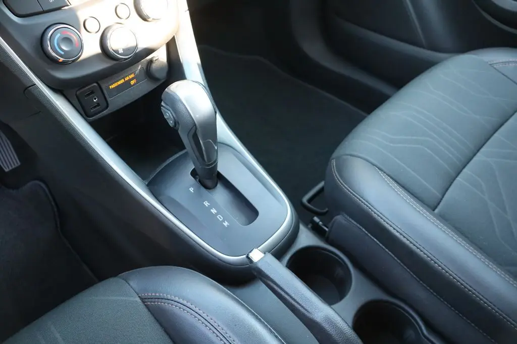 2022 Chevrolet Trax LT photo 21