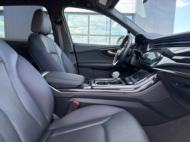 2025 Audi Q7 Premium Plus - Photo 12