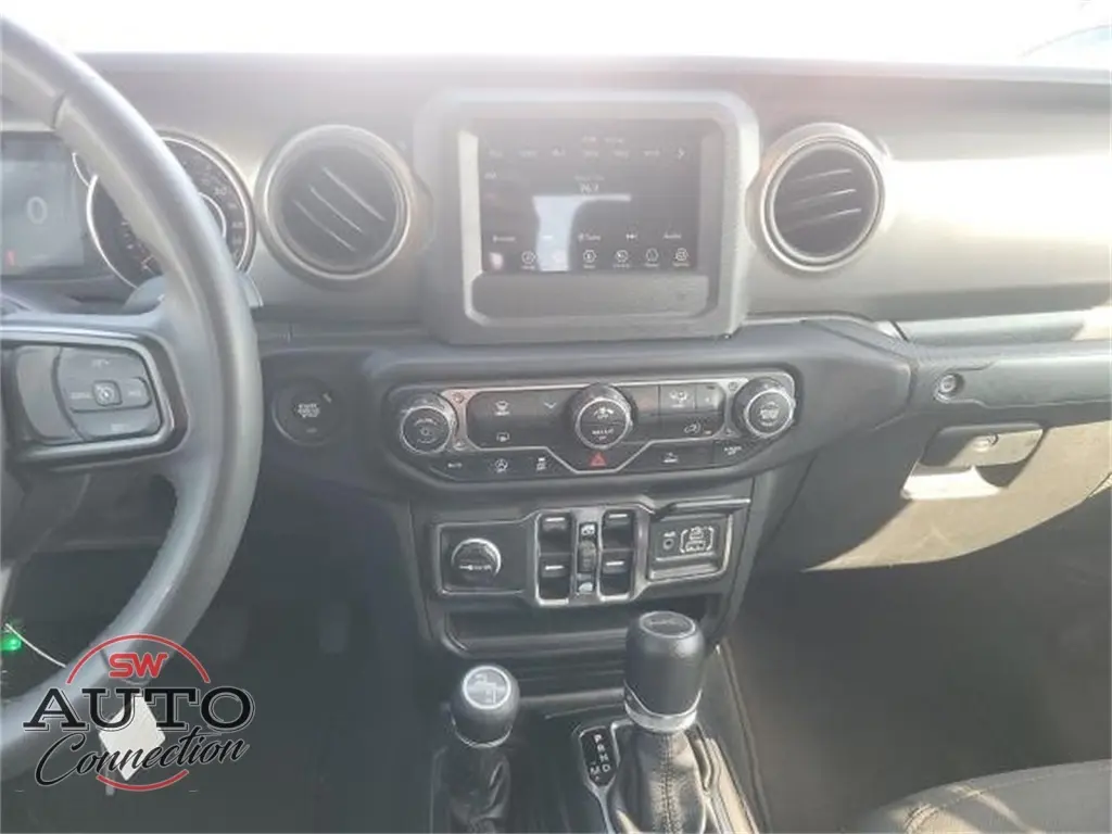 2023 Jeep Gladiator Sport photo 5