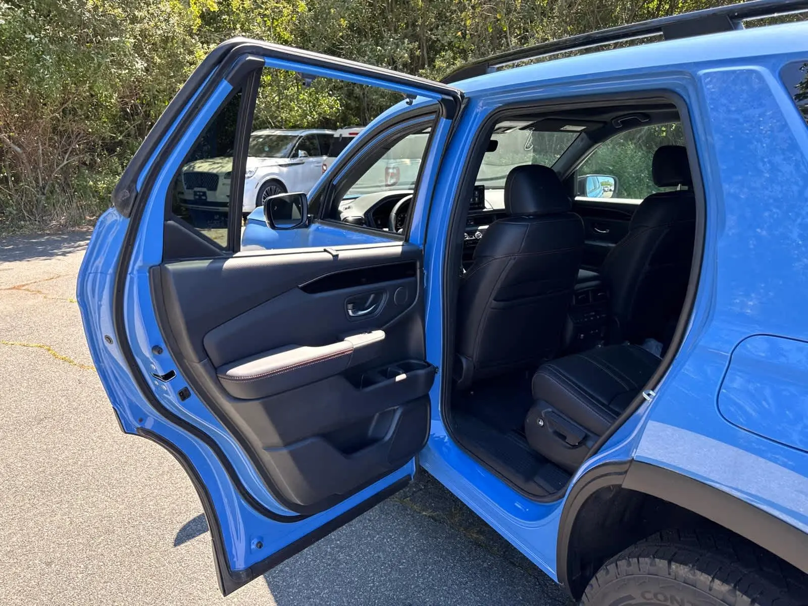 2025 Honda Pilot TrailSport photo 31