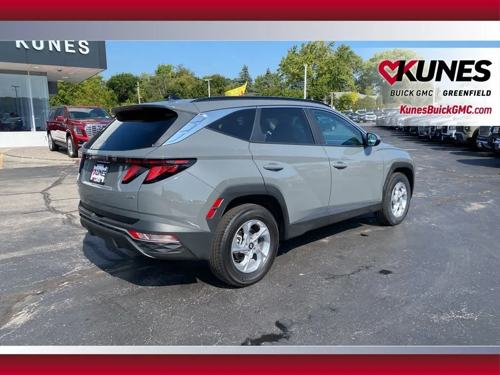 2024 Hyundai Tucson SEL photo 3